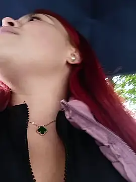 Snapshot of aurora_sky11 chatting on December 5, 9:00 pm aurora sky11 online show from December 5, 9:00 pm