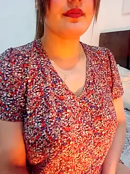 im here- online show from February 3, 5:51 pm