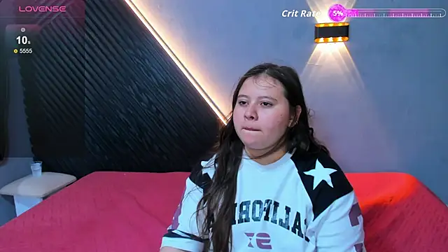 Snapshot of Laia_and_Aloby chatting on May 19, 11:11 pm Laia and Aloby online show from May 19, 11:11 pm