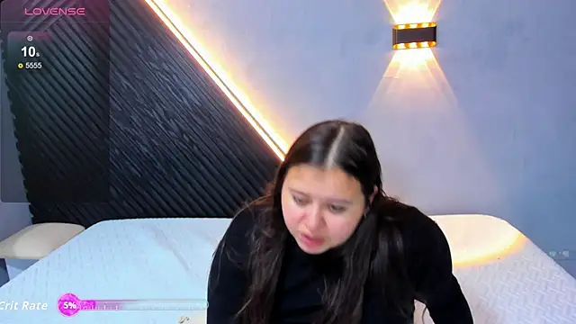 Snapshot of Laia_and_Aloby chatting on May 30, 11:02 pm Laia and Aloby online show from May 30, 11:02 pm