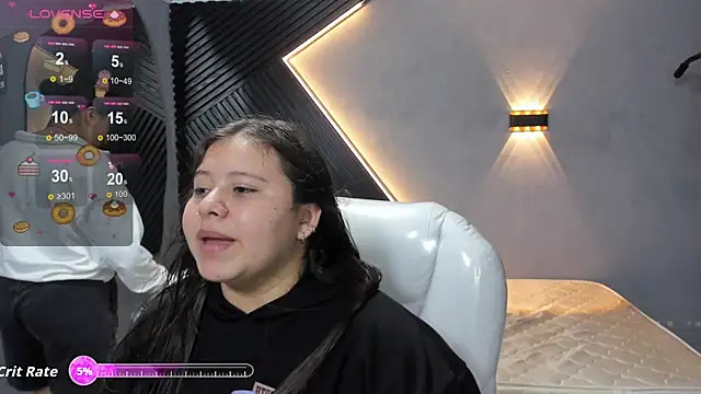 Snapshot of Laia_and_Aloby chatting on June 29, 11:16 pm Laia and Aloby online show from June 29, 11:16 pm