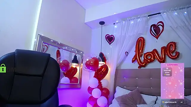 Snapshot of natasha__jackson chatting on February 21, 1:22 pm natasha jackson online show from February 21, 1:22 pm