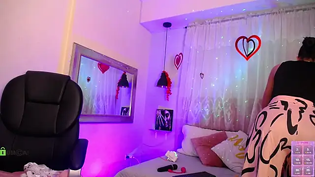 Snapshot of natasha__jackson chatting on March 3, 12:58 pm natasha jackson online show from March 3, 12:58 pm