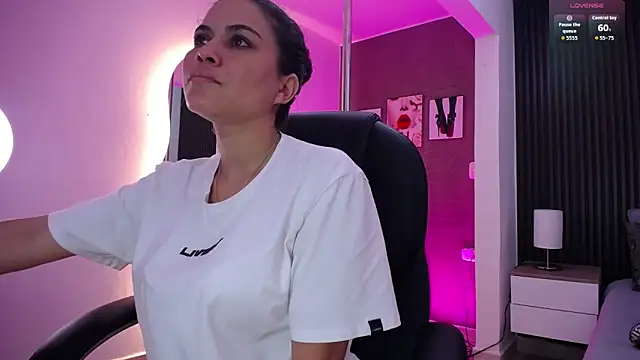 Snapshot of natasha__jackson chatting on October 15, 12:27 pm natasha jackson online show from October 15, 12:27 pm