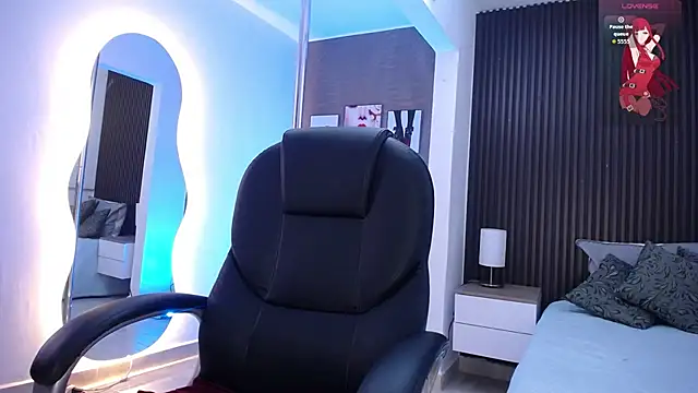 Snapshot of natasha__jackson chatting on October 22, 12:38 pm natasha jackson online show from October 22, 12:38 pm