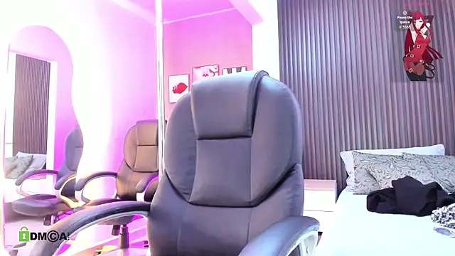 Snapshot of natasha__jackson chatting on November 24, 12:49 pm natasha jackson online show from November 24, 12:49 pm