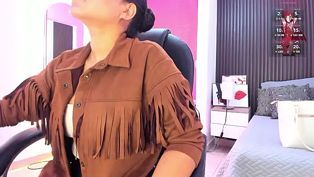 natasha  jackson online show from January 9, 12:30 pm