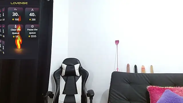 Kiara-Rider online show from November 15, 7:10 pm