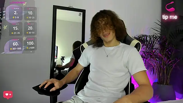 All3ssandr0 online show from December 22, 12:28 am