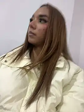 Nikol Rang   online show from February 19, 6:32 pm