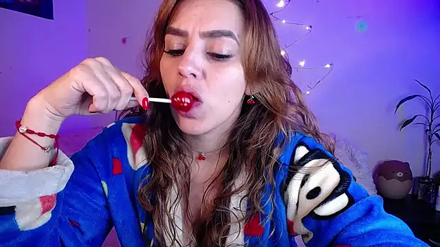 Snapshot of Lu_perez chatting on November 21, 10:41 pm Lu perez online show from November 21, 10:41 pm