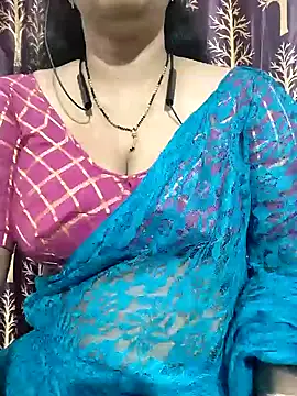 Snapshot of bhuvana555 chatting on January 18, 5:37 pm bhuvana555 online show from January 18, 5:37 pm