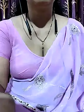 Snapshot of bhuvana555 chatting on January 26, 6:06 pm bhuvana555 online show from January 26, 6:06 pm