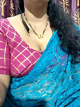 Snapshot of bhuvana555 chatting on February 1, 9:08 pm bhuvana555 online show from February 1, 9:08 pm