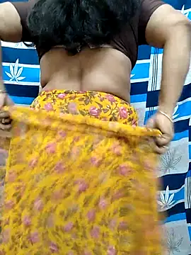 Snapshot of bhuvana555 chatting on March 13, 5:11 am bhuvana555 online show from March 13, 5:11 am
