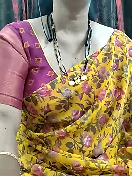 Snapshot of bhuvana555 chatting on September 23, 4:54 pm bhuvana555 online show from September 23, 4:54 pm