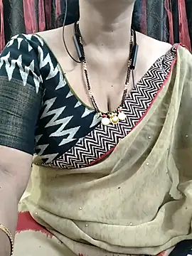 Snapshot of bhuvana555 chatting on September 25, 5:27 pm bhuvana555 online show from September 25, 5:27 pm