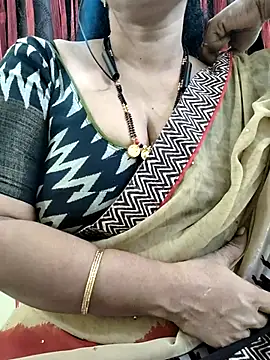 bhuvana555 online show from November 4, 4:50 pm