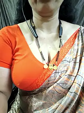 bhuvana555 online show from May 17, 5:05 am