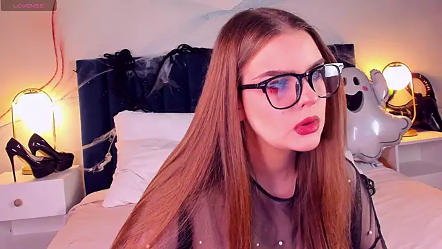 Snapshot of ErlineDashow chatting on November 6, 10:16 am ErlineDashow online show from November 6, 10:16 am