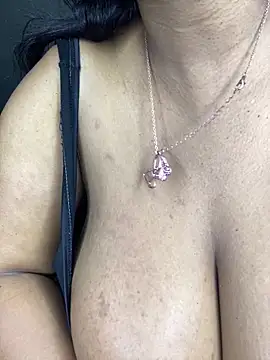 Snapshot of MayaPassion chatting on October 30, 4:30 pm MayaPassion online show from October 30, 4:30 pm