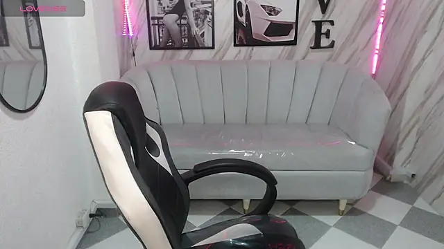 Violeth b online show from February 27, 12:45 pm