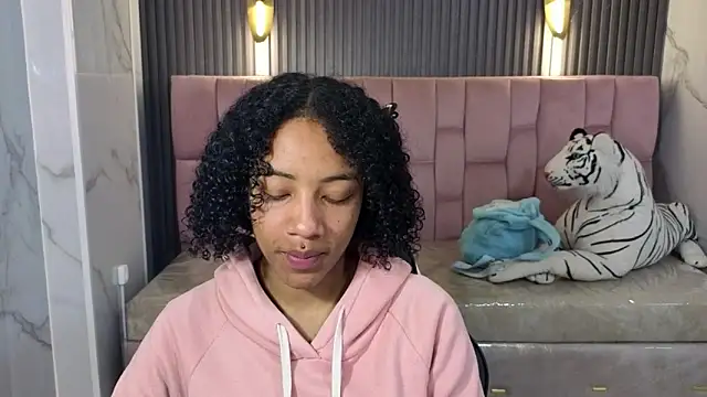 Violeth b online show from January 15, 12:54 pm