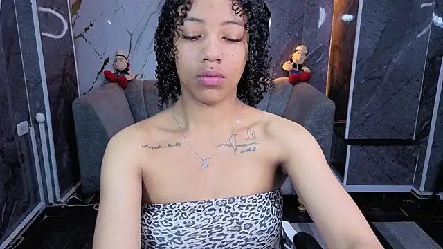 Violeth b online show from April 24, 1:02 pm