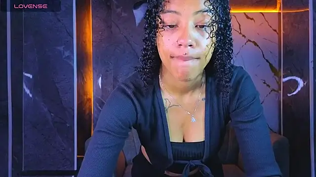 Violeth b online show from July 31, 12:37 pm