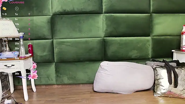 SelenSummer online show from October 24, 6:59 pm