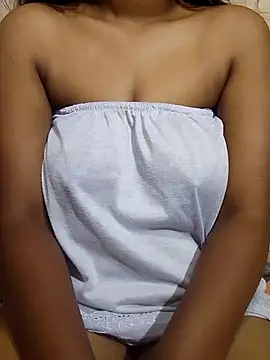 Snapshot of Diwya69 chatting on February 13, 5:11 pm Diwya69 online show from February 13, 5:11 pm