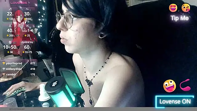 Snapshot of LisandreLaVenale chatting on December 13, 12:31 am LisandreLaVenale online show from December 13, 12:31 am