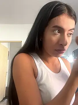 IssabellaLopez online show from January 7, 1:35 pm