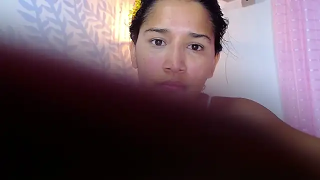Alison Wiley online show from April 27, 6:17 pm