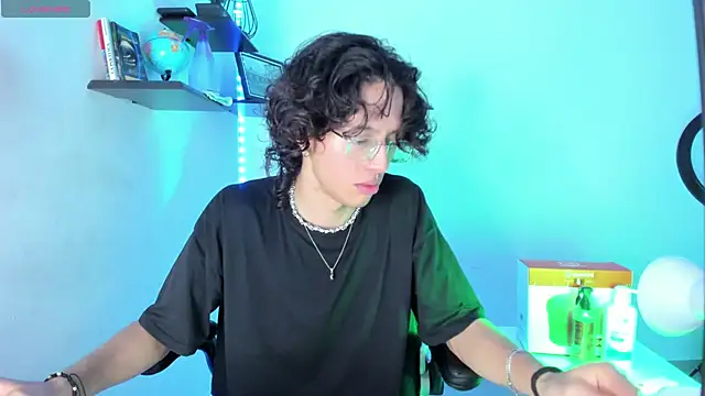 manu vera online show from October 21, 2:56 am
