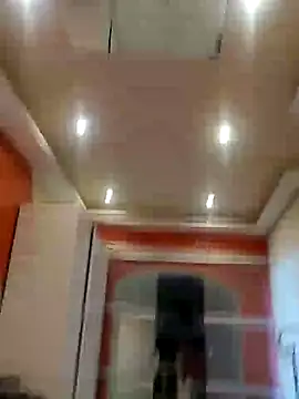 Snapshot of swingr chatting on December 14, 1:16 pm swingr online show from December 14, 1:16 pm