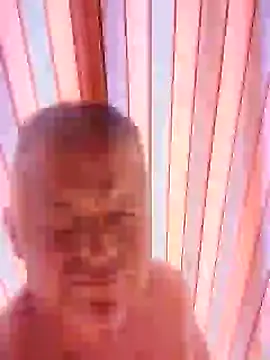 Snapshot of swingr chatting on March 21, 1:12 pm swingr online show from March 21, 1:12 pm