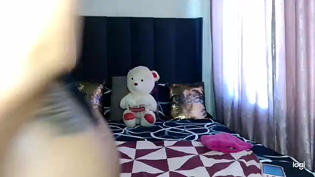 quenliyasa online show from September 22, 7:54 am