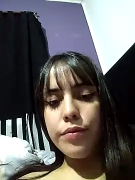 lucylovles online show from December 7, 5:48 am