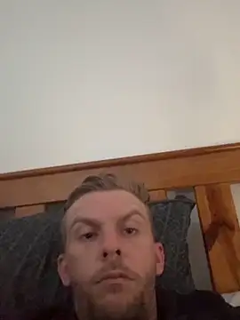 aus guy93 online show from October 29, 3:20 am