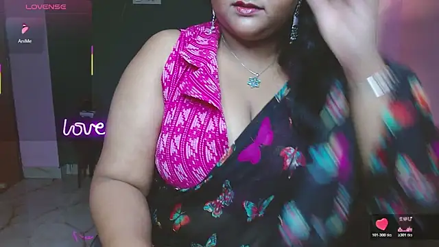 Naughty Ayesha1 online show from October 30, 9:15 pm