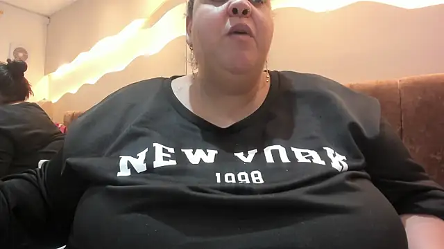 Alisson am online show from July 12, 12:40 pm