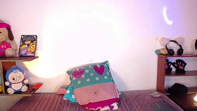 Snapshot of _atalaya_ chatting on December 20, 7:44 am atalaya online show from December 20, 7:44 am