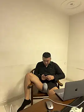 ShaoZian 1 online show from October 20, 11:43 am