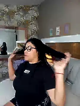 Snapshot of EmaBakker chatting on October 8, 12:25 pm EmaBakker online show from October 8, 12:25 pm