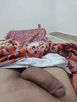 Snapshot of lm279 chatting on February 27, 1:16 am lm279 online show from February 27, 1:16 am