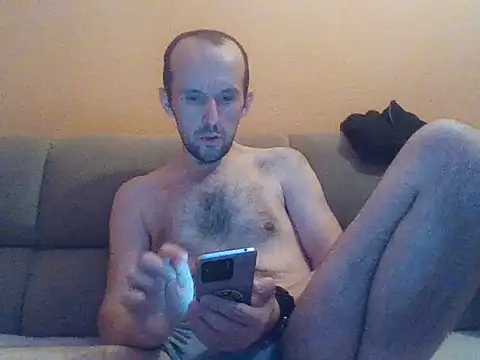 Snapshot of Translover66789 chatting on April 18, 2:54 pm Translover66789 online show from April 18, 2:54 pm