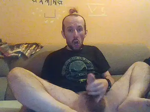 Snapshot of Translover66789 chatting on May 1, 12:48 am Translover66789 online show from May 1, 12:48 am