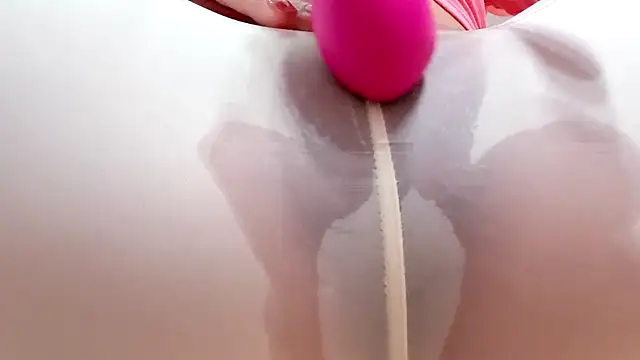 Snapshot of UUKiss_ chatting on March 20, 5:13 am UUKiss online show from March 20, 5:13 am