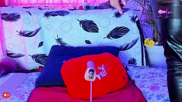 Venus R0se online show from March 7, 9:38 pm